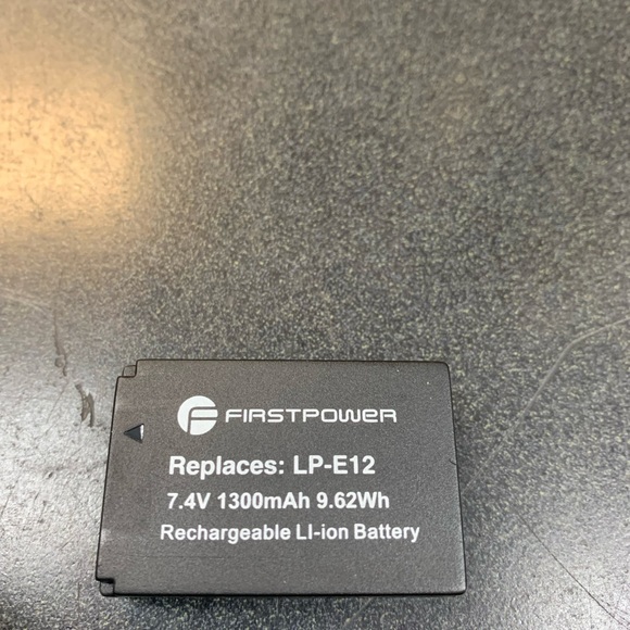 CANON EOS M 50 DIGITAL CAMERA 15-45 mm lenses Iconic high quality - Picture 12 of 15